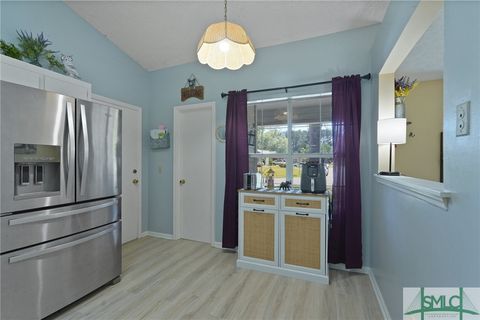 Single Family Residence in Richmond Hill GA 121 Pelican Lane 9.jpg