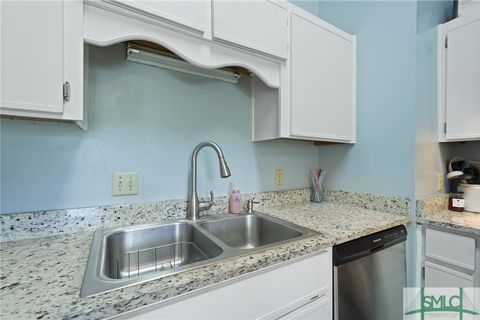 Single Family Residence in Richmond Hill GA 121 Pelican Lane 12.jpg