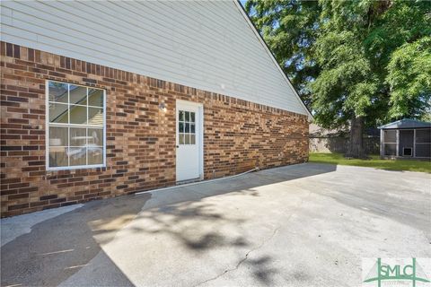 Single Family Residence in Richmond Hill GA 121 Pelican Lane 35.jpg