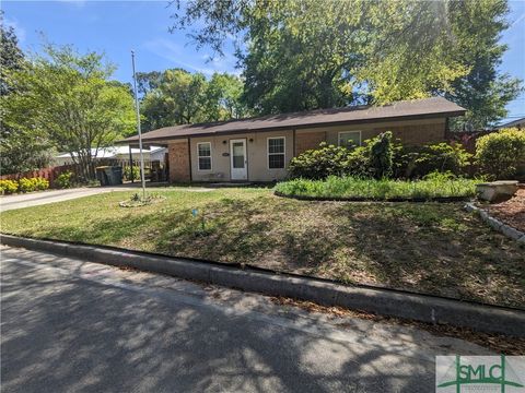 Single Family Residence in Savannah GA 2115 Vicksburg Drive.jpg