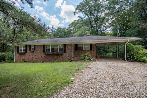 Single Family Residence in Bishop GA 211 Plantation Road.jpg