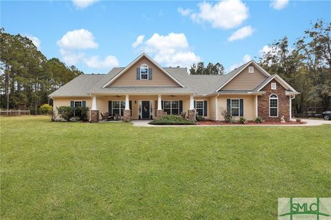 Single Family Residence in Richmond Hill GA 20820 GA HWY 144 Highway.jpg