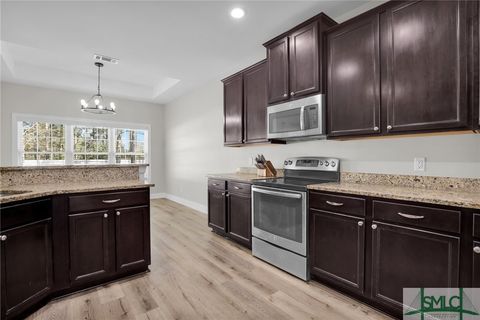 Single Family Residence in Guyton GA 102 Priya Court 11.jpg