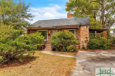 Single Family Residence in Savannah GA 1506 E 37th Street.jpg