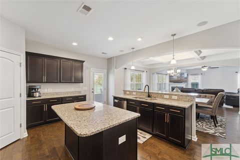 Single Family Residence in Richmond Hill GA 48 Tarbert Cut 11.jpg