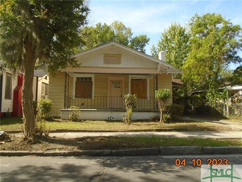 Single Family Residence in Savannah GA 1107 Seiler Avenue.jpg