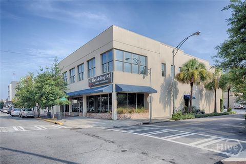 Condominium in Savannah GA 232 E Broughton Street.jpg