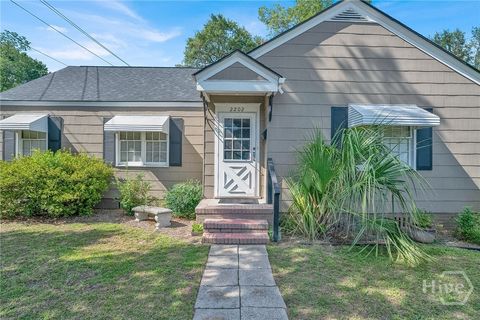 Single Family Residence in Savannah GA 2202 E 42nd Street.jpg