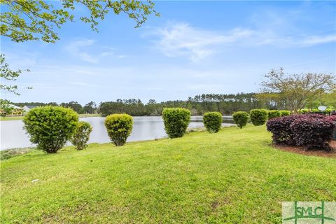 Townhouse in Richmond Hill GA 192 Lake Lily Drive.jpg