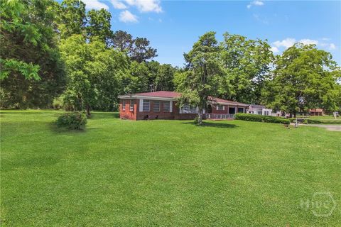 Single Family Residence in Garden City GA 5021 Augusta Road 36.jpg