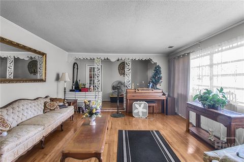 Single Family Residence in Garden City GA 5021 Augusta Road 13.jpg
