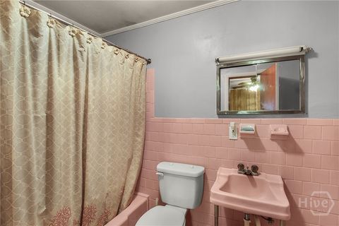 Single Family Residence in Garden City GA 5021 Augusta Road 16.jpg