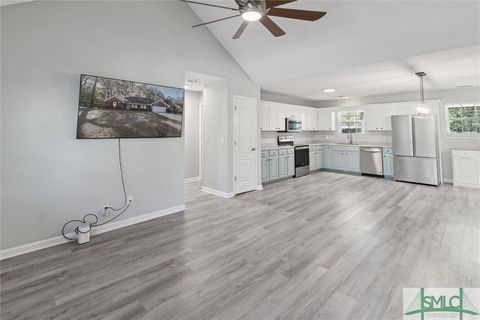 Single Family Residence in Rincon GA 144 Crossing Circle 8.jpg