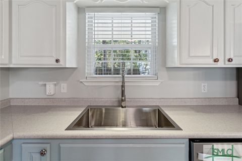 Single Family Residence in Rincon GA 144 Crossing Circle 13.jpg
