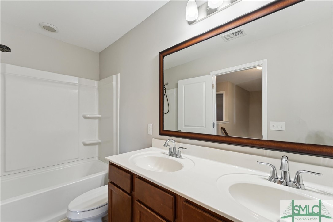 Single Family Residence in Richmond Hill GA 3838 Garden Hills Loop 31.jpg