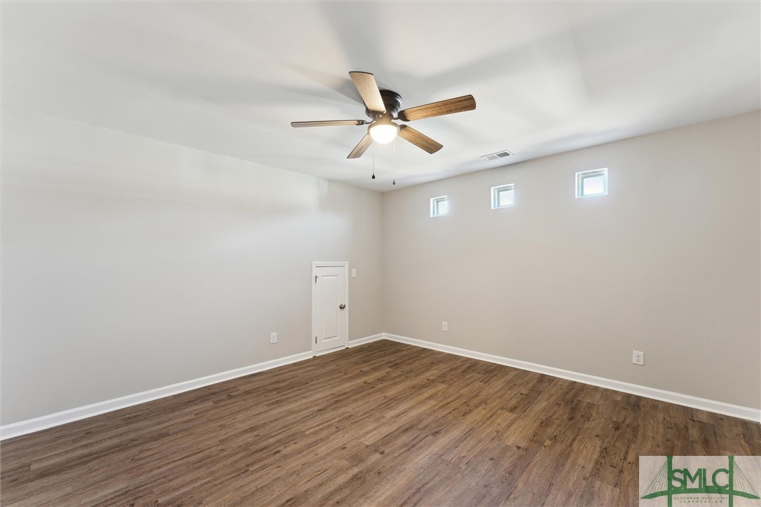 Single Family Residence in Richmond Hill GA 3838 Garden Hills Loop 35.jpg