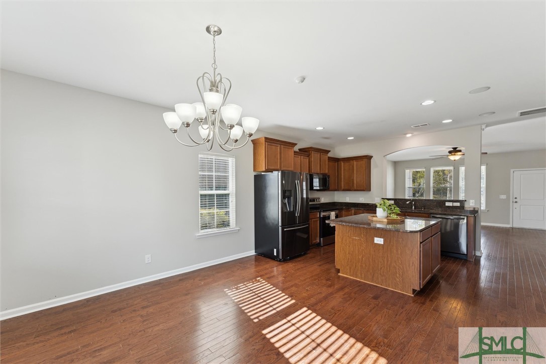 Single Family Residence in Richmond Hill GA 3838 Garden Hills Loop 14.jpg