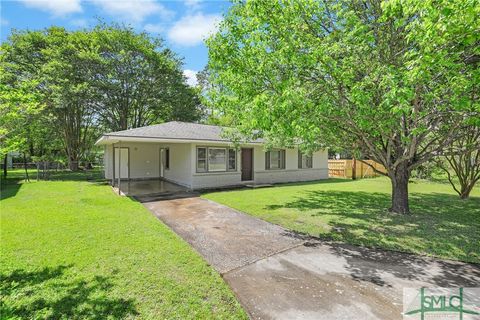 Single Family Residence in Garden City GA 179 Azalea Avenue.jpg