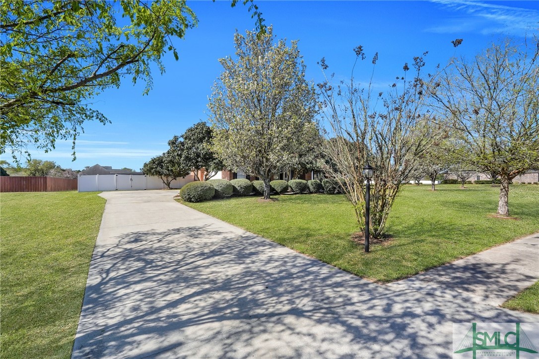 Single Family Residence in Guyton GA 202 Camden Yard Court 5.jpg