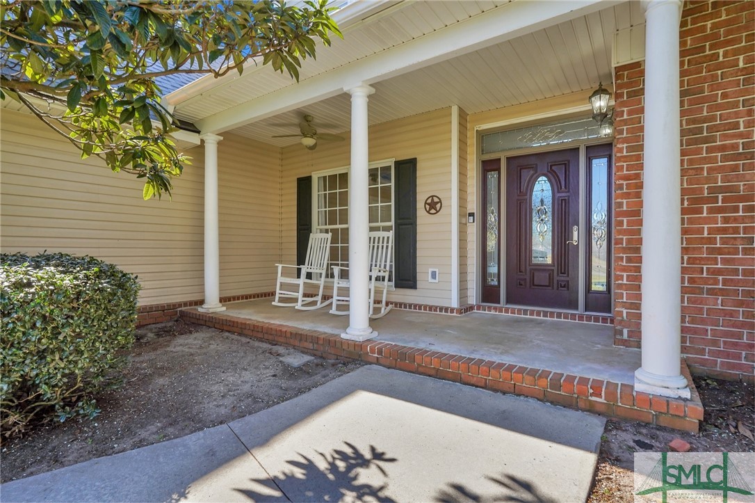 Single Family Residence in Guyton GA 202 Camden Yard Court 7.jpg