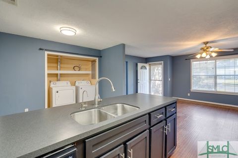 Single Family Residence in Richmond Hill GA 726 Osprey Drive 9.jpg