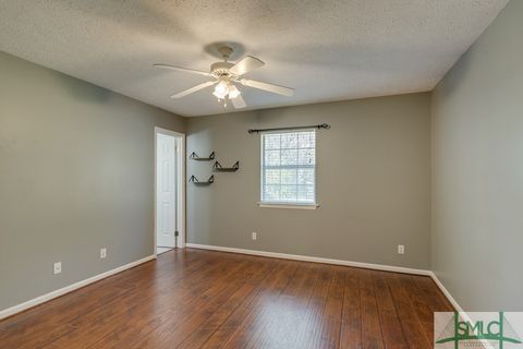 Single Family Residence in Richmond Hill GA 726 Osprey Drive 14.jpg