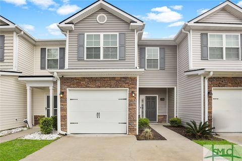 Townhouse in Richmond Hill GA 370 Kepler Loop.jpg