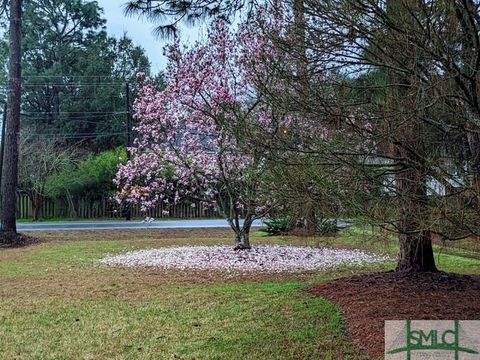 Single Family Residence in Rincon GA 604 E 4th Street 43.jpg