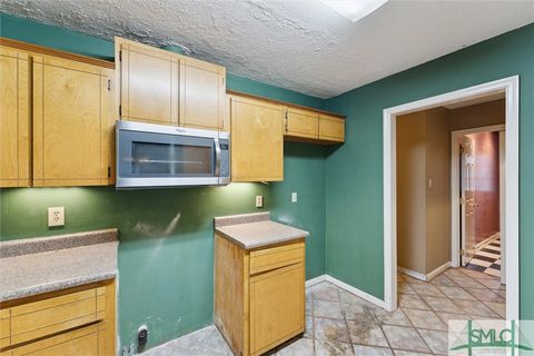 Single Family Residence in Rincon GA 604 E 4th Street 17.jpg
