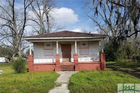 Single Family Residence in Savannah GA 814 W 53rd Street.jpg
