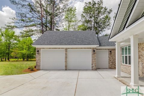 Single Family Residence in Guyton GA 5 Azalea Drive 2.jpg
