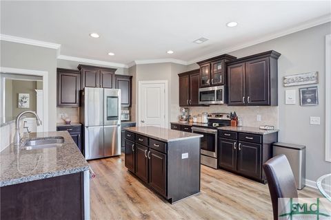 Single Family Residence in Richmond Hill GA 352 Castleoak Drive 15.jpg