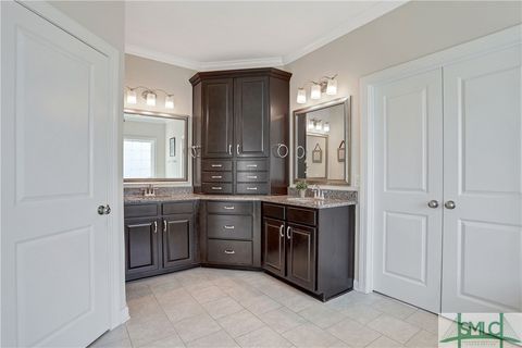 Single Family Residence in Richmond Hill GA 352 Castleoak Drive 25.jpg