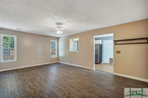 Single Family Residence in Rincon GA 412 Middleground Road 6.jpg