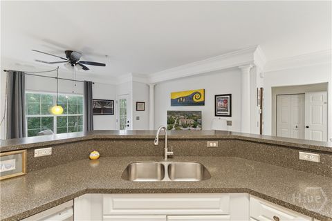 Condominium in Savannah GA 2122 Whitemarsh Way 5.jpg