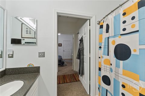 Condominium in Savannah GA 2122 Whitemarsh Way 17.jpg