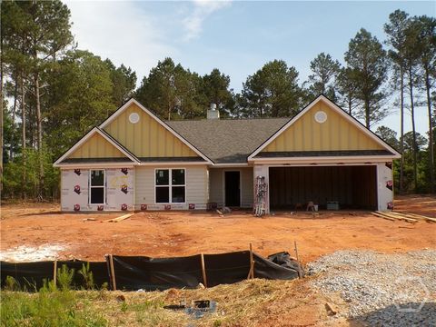 Single Family Residence in Winder GA 17 Mockingbird Lane #11.jpg