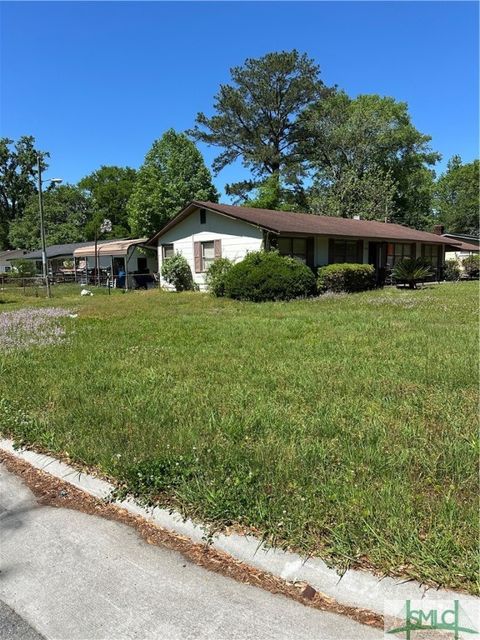 Single Family Residence in Savannah GA 202 Byck Avenue.jpg