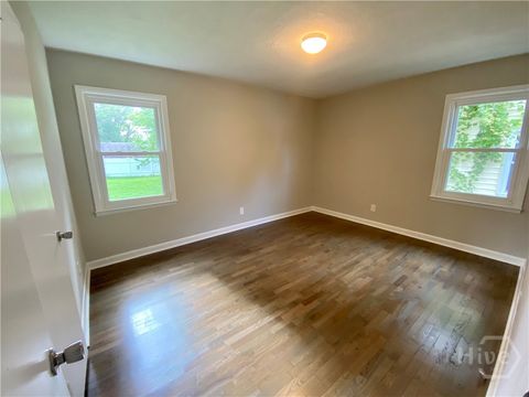 Single Family Residence in Savannah GA 13 Ronnie Avenue 6.jpg