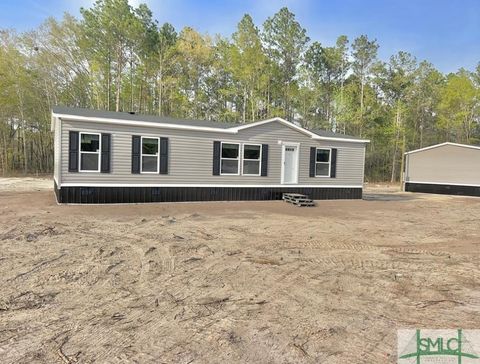 Mobile Home in Hinesville GA 64 Hiram Ray Road.jpg