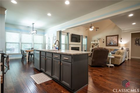Single Family Residence in Bishop GA 4051 Whitlow Ridge Drive 11.jpg