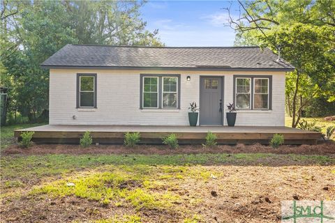 Single Family Residence in Bloomingdale GA 206 Maple Street.jpg