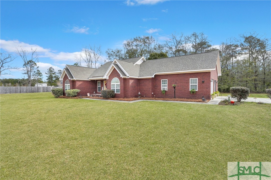Single Family Residence in Guyton GA 883 Zittrouer Road 1.jpg