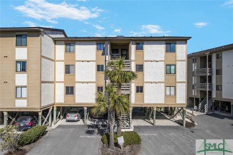 Condominium in Tybee Island GA 85 Van Horne Street.jpg