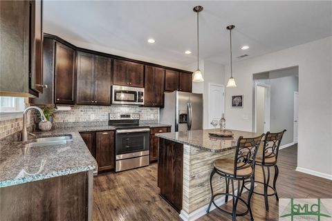 Single Family Residence in Richmond Hill GA 35 Little Stream Court 11.jpg
