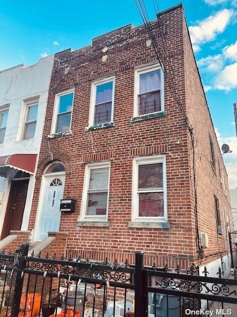 97 16 32nd Ave, East Elmhurst, NY 11369