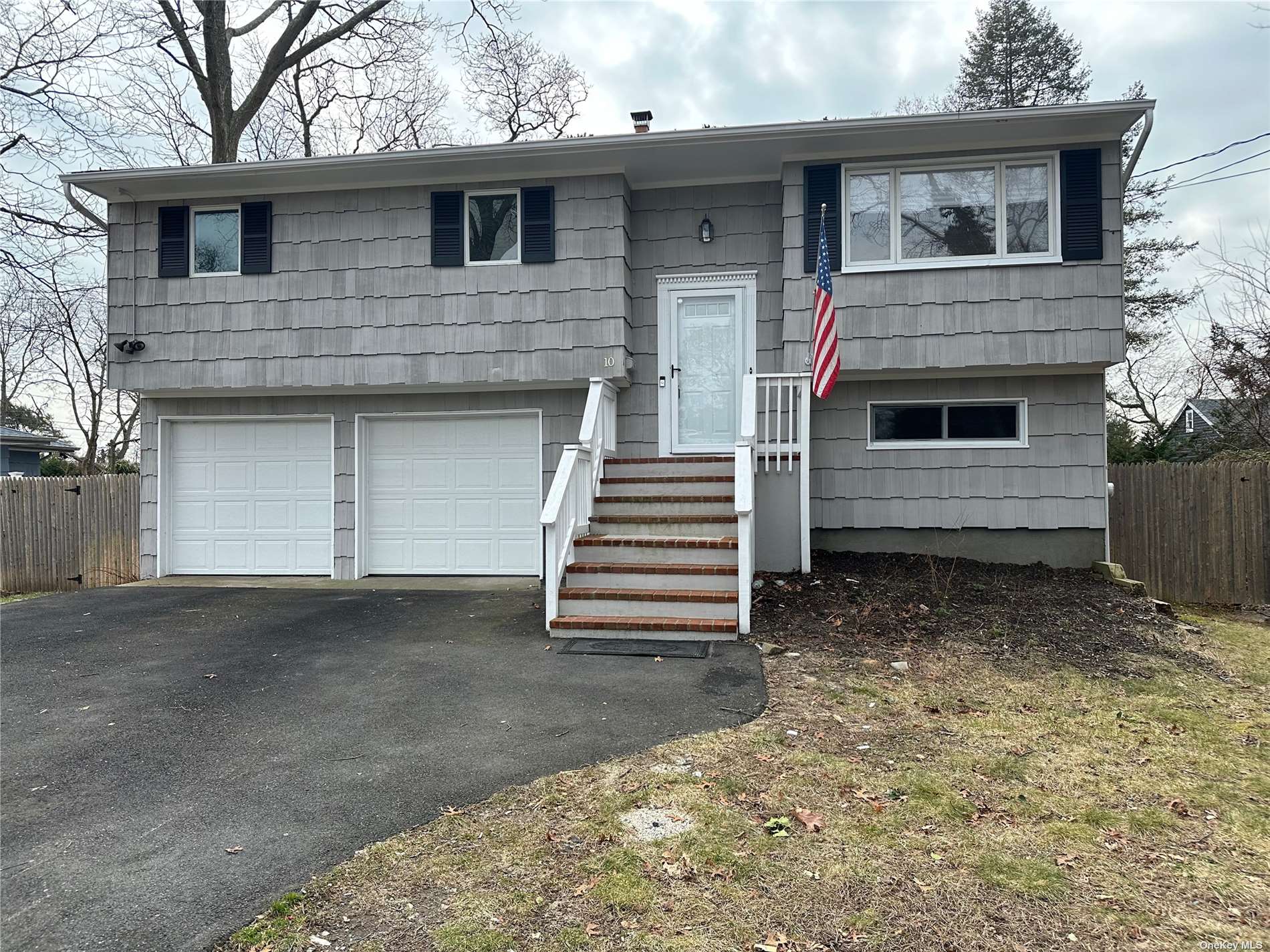 10 Kreamer St, Bellport Village, NY 11713