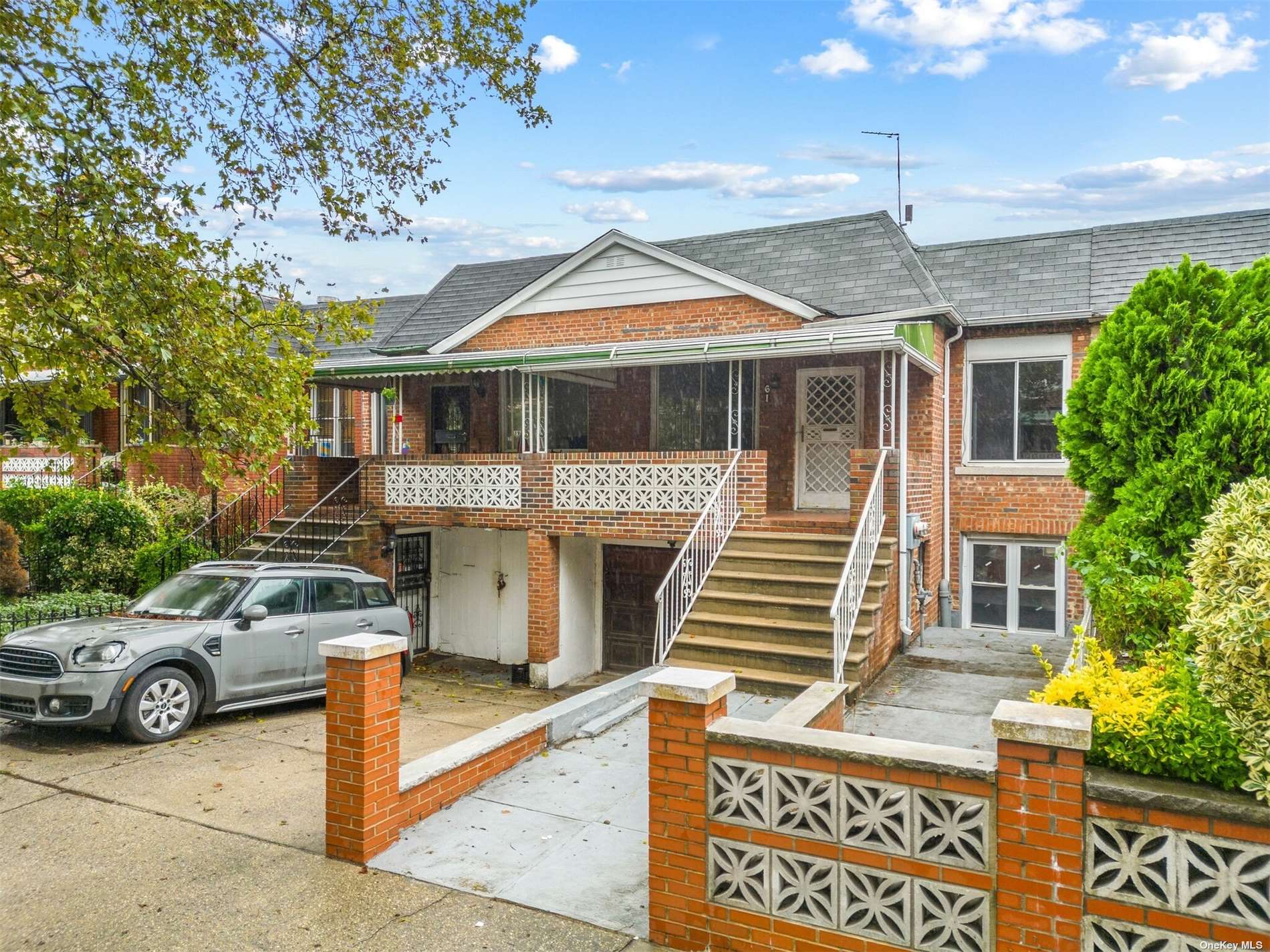 61 54th St, Brooklyn, NY 11203
