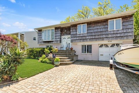 Single Family Residence in Lido Beach NY 936 Gerry Avenue.jpg