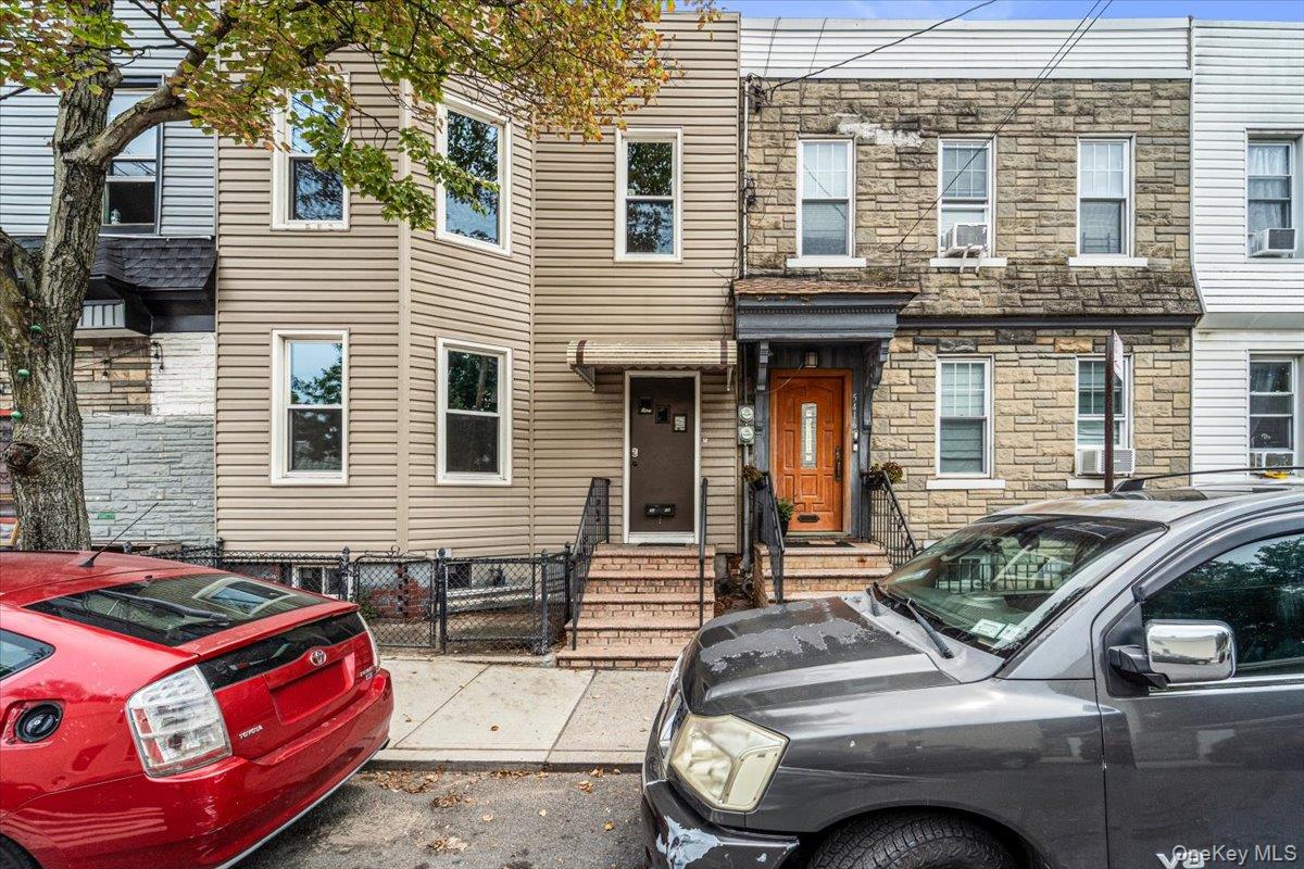 54 18 Nurge Ave, Maspeth, NY 11378